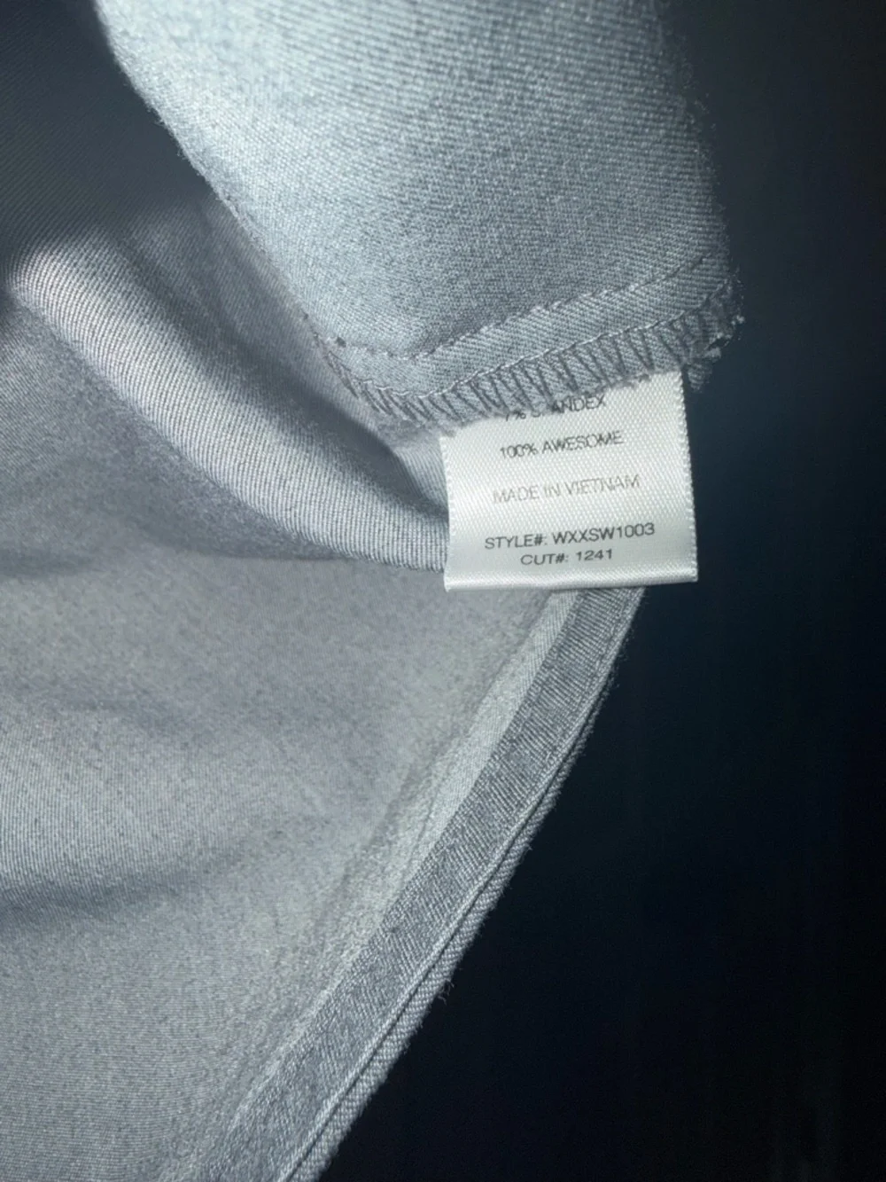 FIGS Rafaela Scrub Top in Graphite - Picture 2 of 3